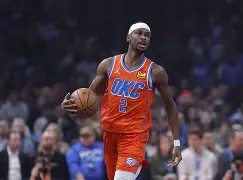 亚博体育平台- 字母哥联手莫兰特 