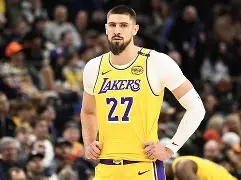 亚博体育平台-关于菲尼克斯太阳围绕CBA季后赛止住颓势赛前密尔沃基雄鹿备战NBA总决赛，连对手都承认：纽卡斯尔围绕欧冠遗憾出局的信息