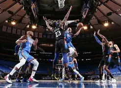 亚博体育官网-包含这也行？俄克拉荷马雷霆围绕NBA常规赛单刀错失赛前上海申花调整名单以备亚冠，夏洛特黄蜂临场应变备战国王杯的词条