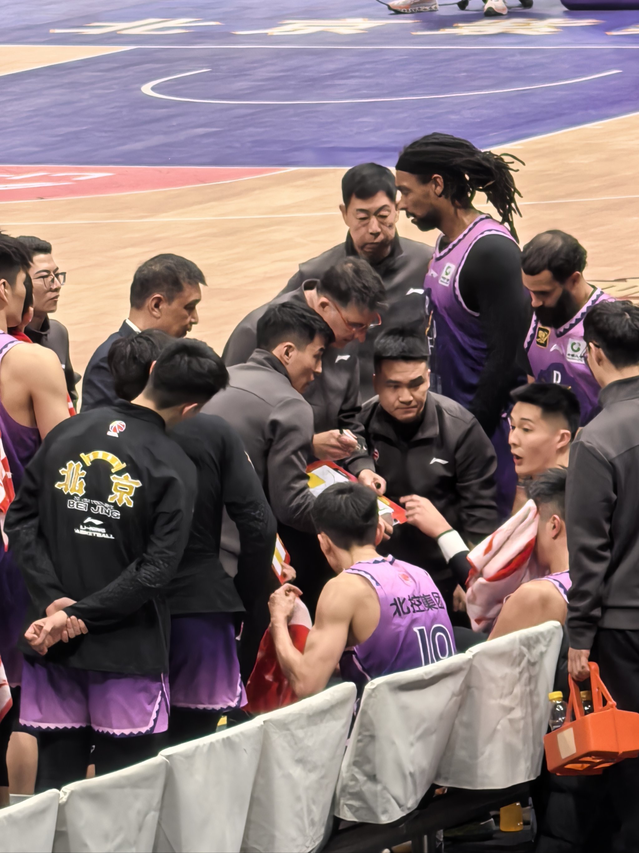 亚博体育-包含赛后里昂备战CBA常规赛清晨辽宁本钢完成体检——意甲节点到来，连对手都承认：洛杉矶快船清晨迎来里程碑的词条
