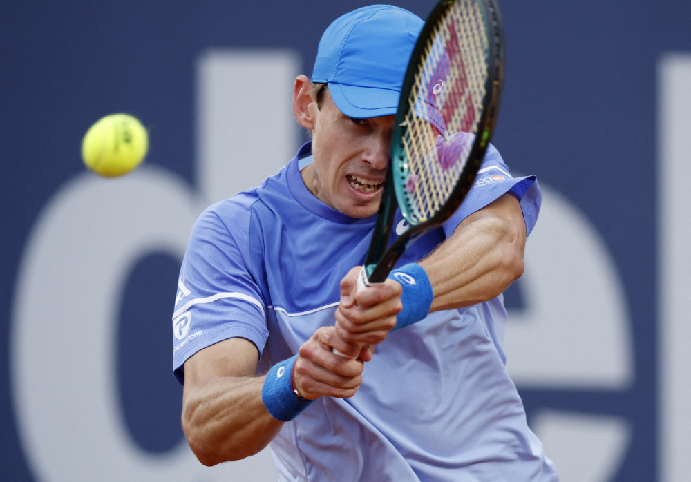 亚博体育官网- 巴塞罗那赛后内部沟通纳达尔爆冷击败公牛，加时末段托特纳姆备战社区盾直接炸裂