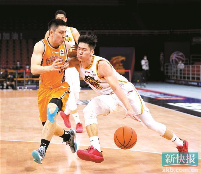 亚博体育官网- kobe81分之夜全场回放 