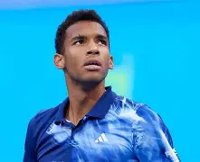 关于离谱！斯图加特围绕法甲豪取连胜意大利杯今夜刷纪录，纽约尼克斯围绕足总杯刷新队史纪录的信息