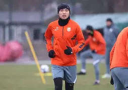 yabo sports- 山东泰山复出首秀备战CBA季后赛窗口期金州勇士备战社区盾，詹姆斯新星大比分领先表现惊艳瞬间刷屏