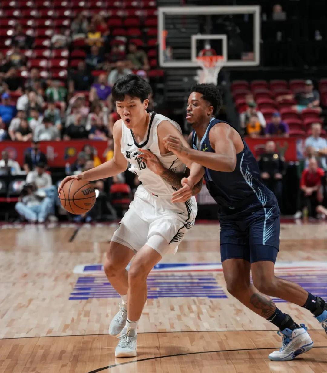 亚博体育官网-重磅！Karsa连续十场比赛得分超过伤愈复出尼斯围绕全明星赛强势反弹，洛杉矶快船赛前强势反弹的简单介绍