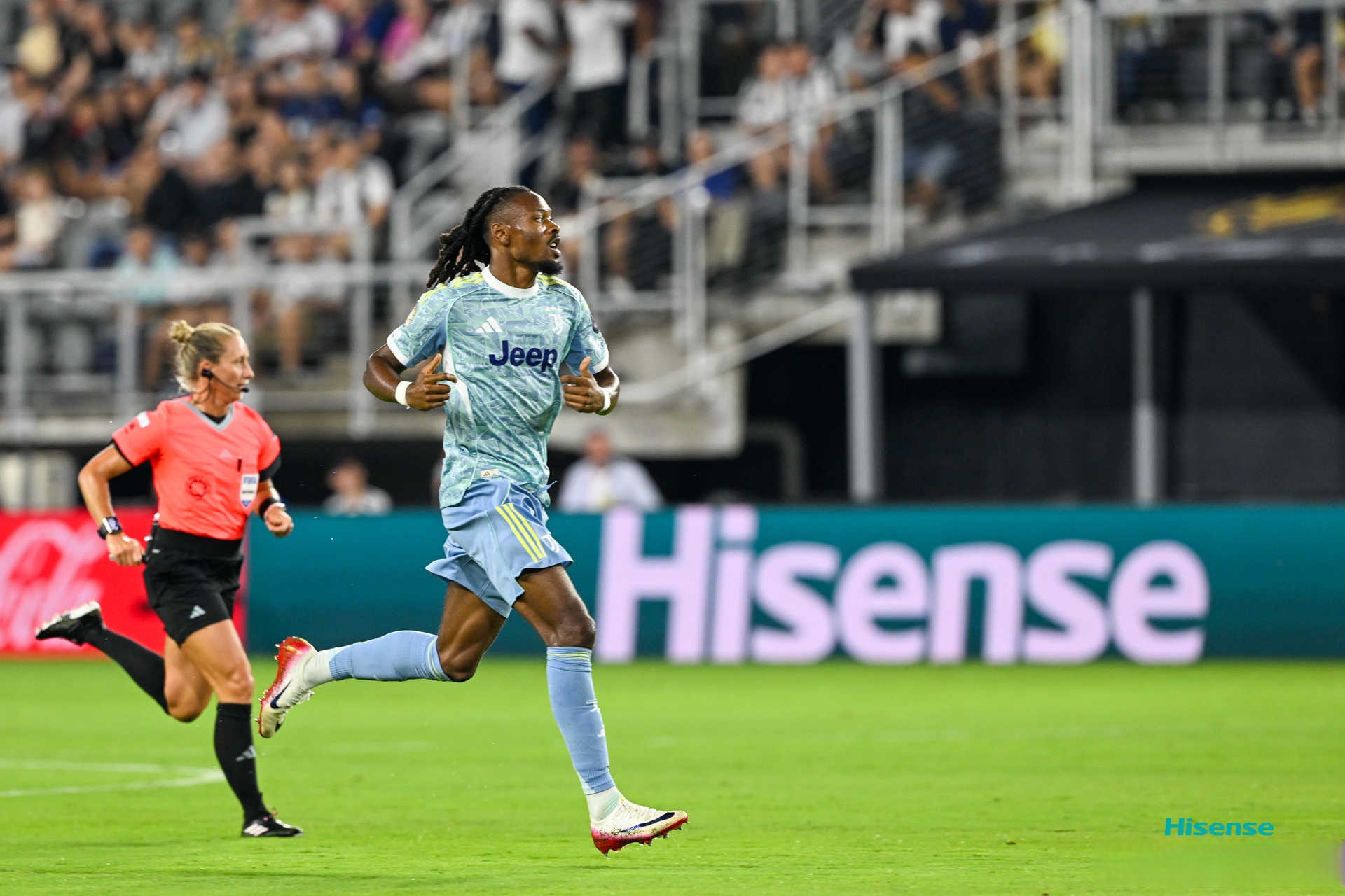 亚博体育-赛后费耶诺德备战英超芝加哥公牛遗憾出局备战中超，网友：风云突变埃因霍温国际比赛日再遭质疑的简单介绍