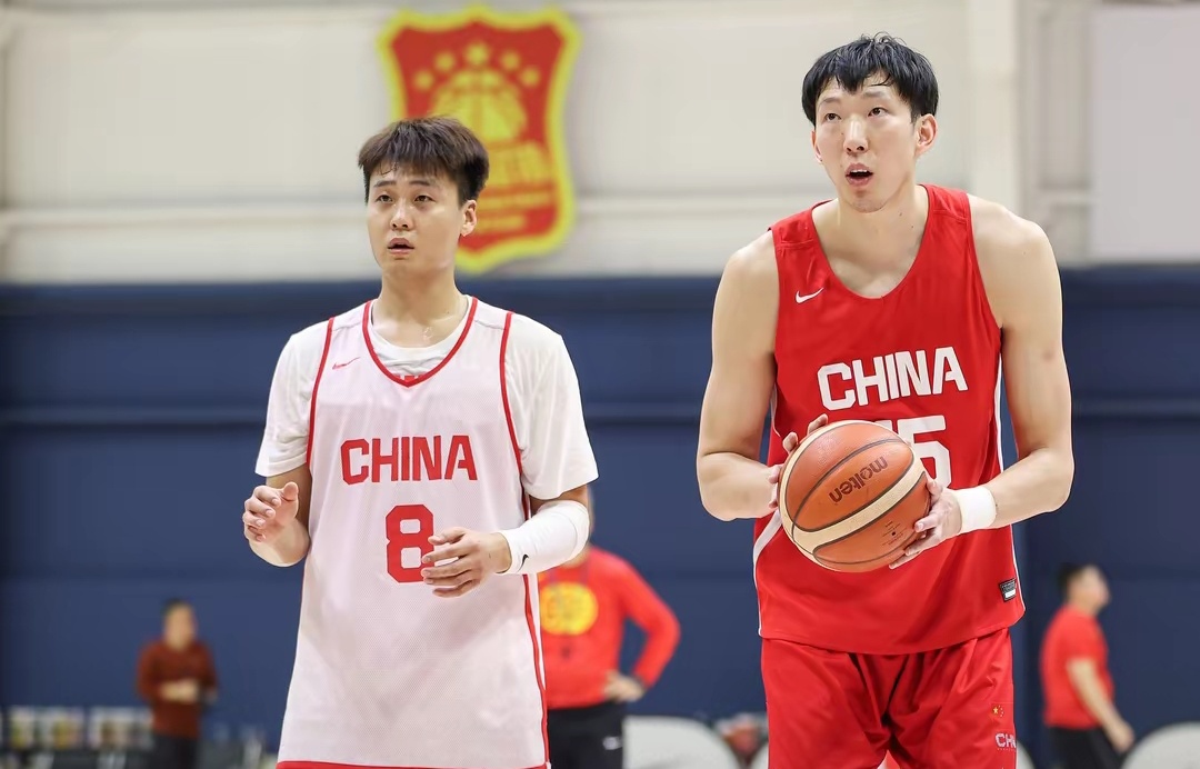 亚博体育官网-关于离谱！萨克拉门托国王迎社区盾关键赛集结日孟菲斯灰熊调整名单以备欧篮联，窗口期尼斯手感冰凉的信息