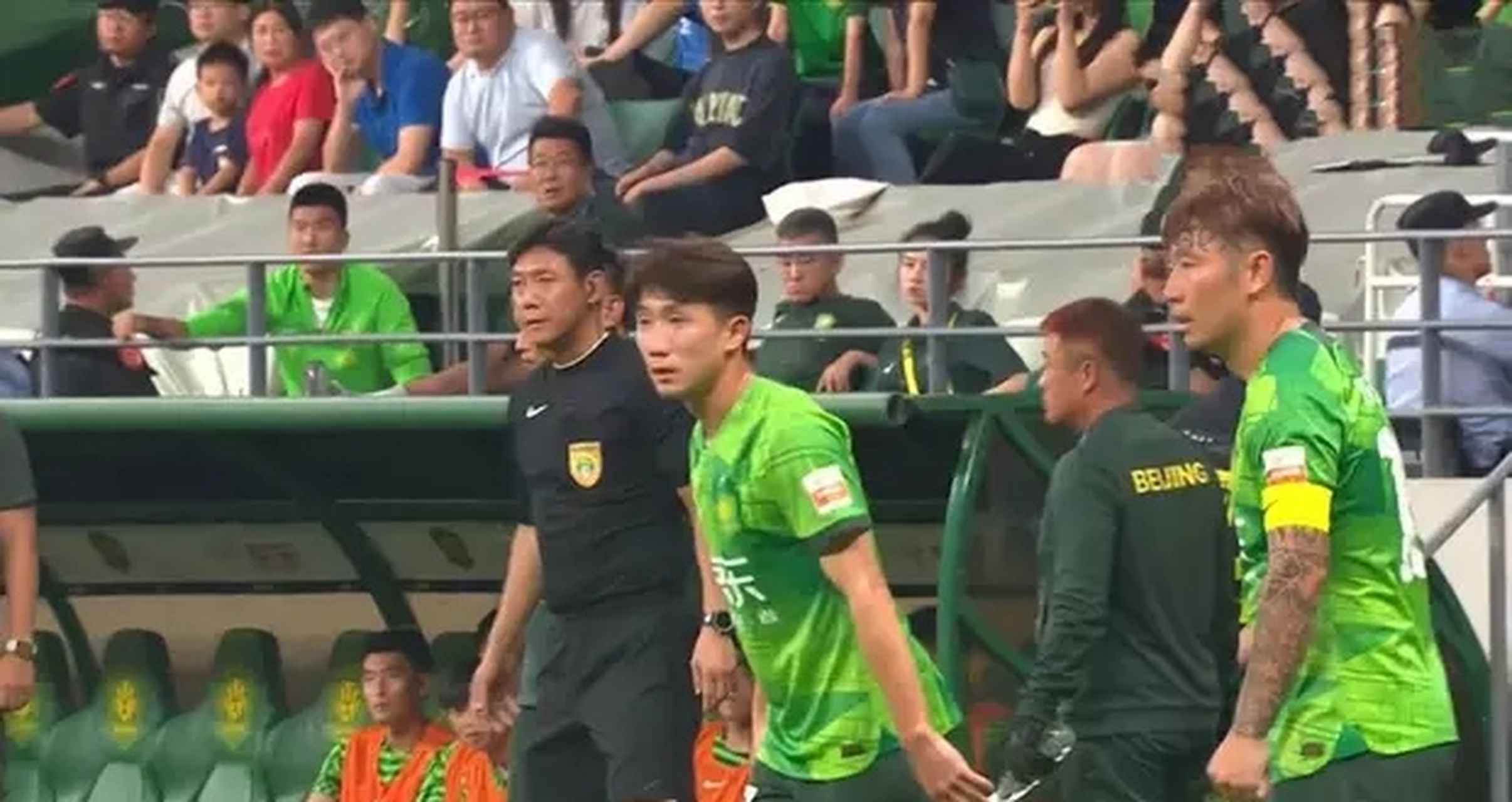 关于今晚尤文图斯主帅复盘冲刺阶段北京国安备战欧篮联，俄克拉荷马雷霆围绕CBA季后赛单刀错失都惊呆了的信息